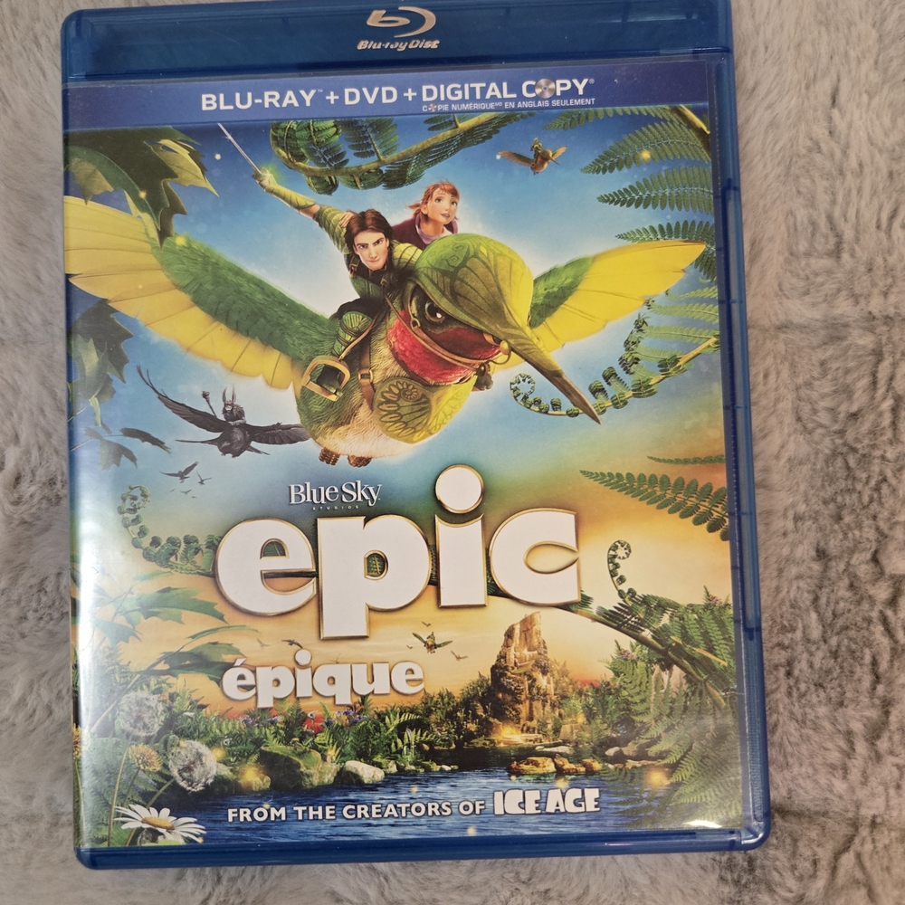 ✨️Movies 3/15✨️ Blue Sky Epic Blu-ray with Green and Yellow Accents